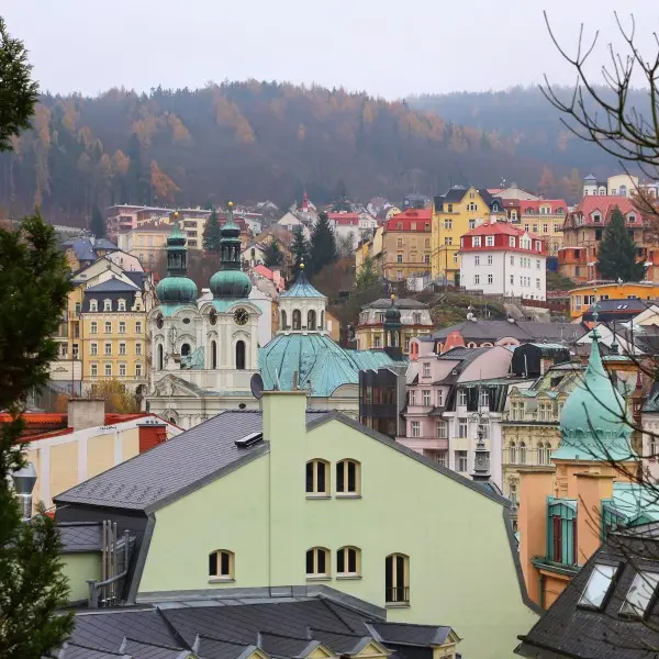 גלו את קסם הספא של קרלובי וארי – פנינת אירופה מחכה לכם!